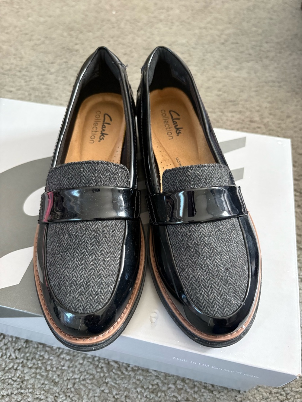 Clarks Women's Sharon Gracie Penny Loafer.